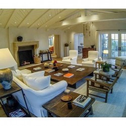 living-room-vaulted-ceilings-exposed-beams-extralarge